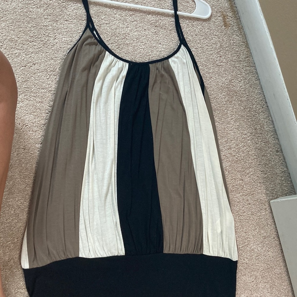 Block color tank